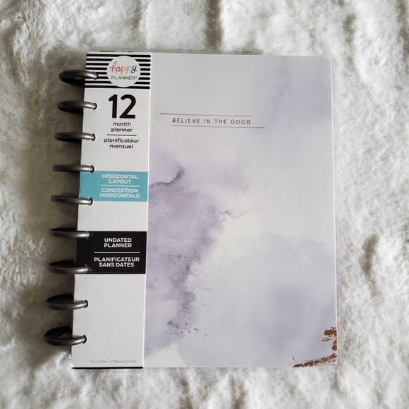 The Happy Planner Classic Undated Soft Watercolor Planner Horizontal layout - Picture 1 of 4